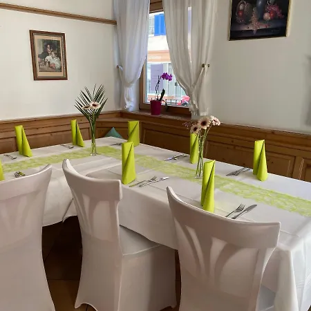 Pensión Gasthof/pizzeria Hirsch 3*